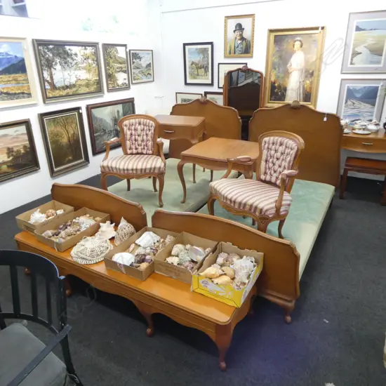 RARE VINTAGE 11 PCE KAURI BEDROOM SUITE MADE FOR QUEEN EII & PRINCE PHILLIP'S VISIT TO HAMILTON IN 1953