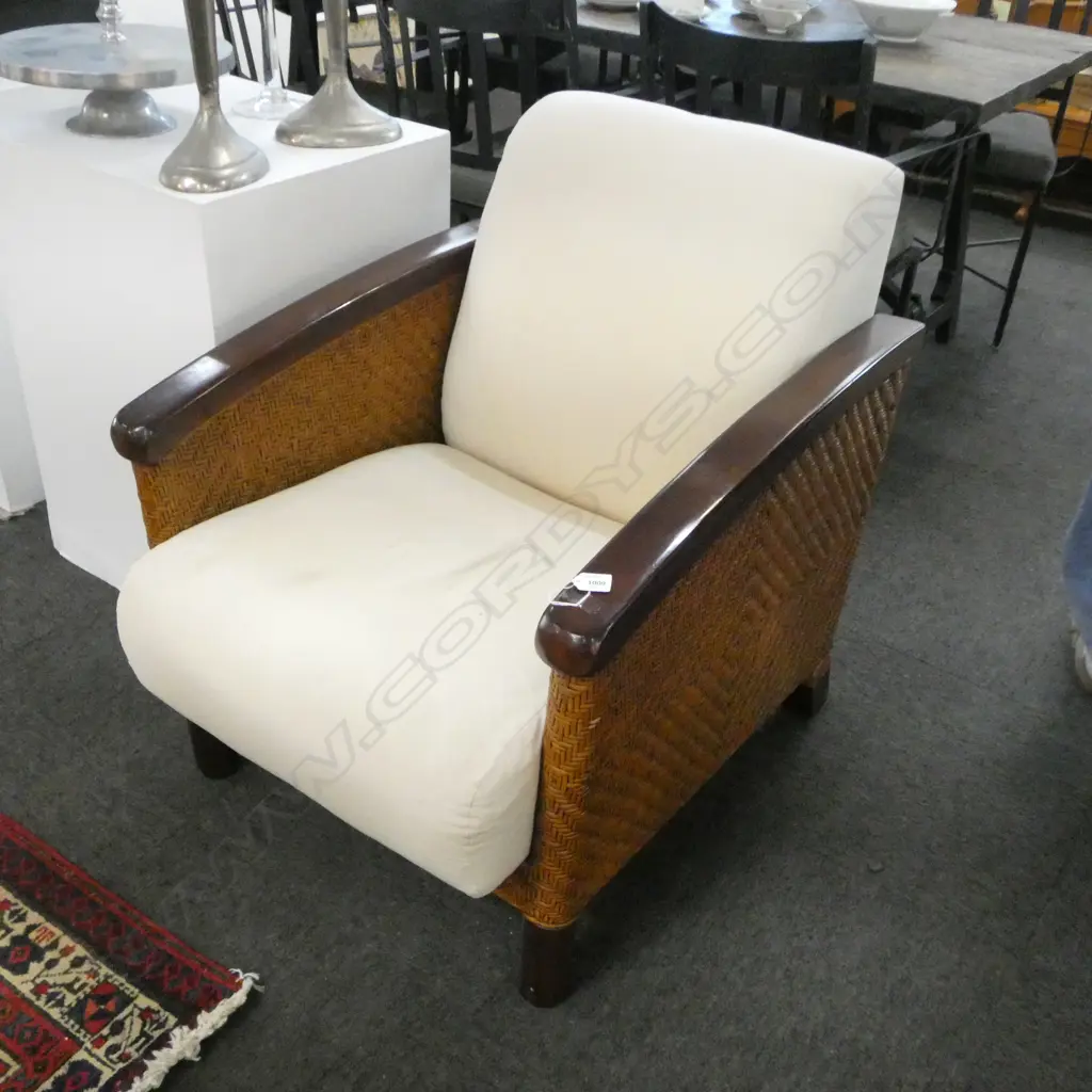 UPHOLSTERED BERGERE ARM CHAIR Image 1++