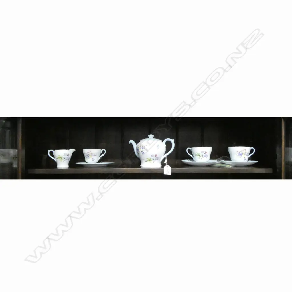 SHELLEY CHINA 3PC TEASET TEAPOT C/SUGAR 2 C/SS & SANDWICH PLATE BLUEBELL PAT Image 1++