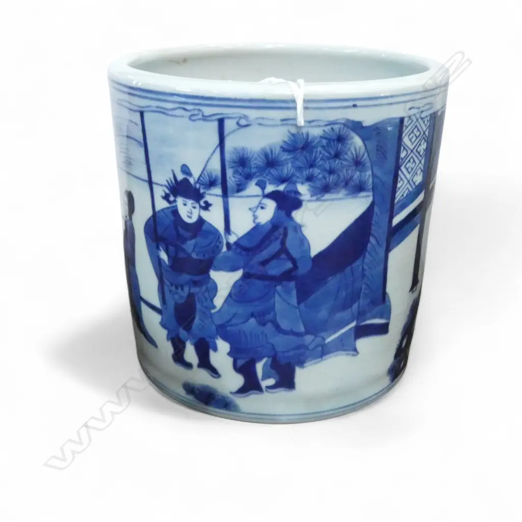 CHINESE B/W BRUSH POT H.160mm, 165mm dia Image 1++