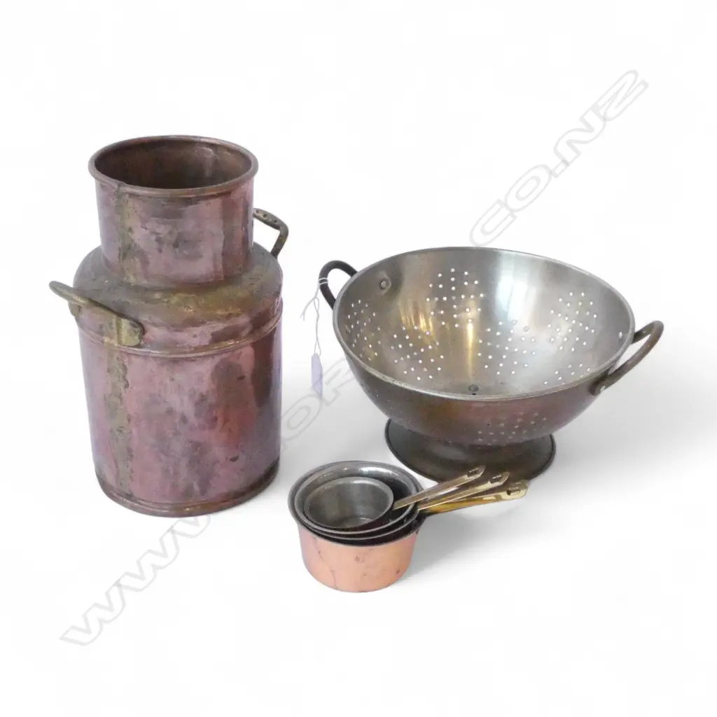 COPPER MILK CAN, COLANDER & 4 COPPER MEASURING CUPS Image 1++