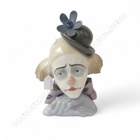 LLADRO #5130 'PENSIVE CLOWN' H.260mm FLOWER REPAIRED