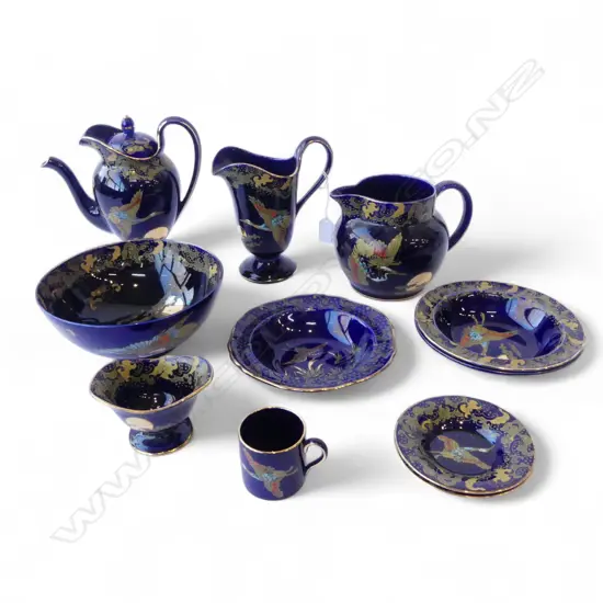 SMALL COLLECTION GOLDEN LION & GOLDEN MOON CHINA