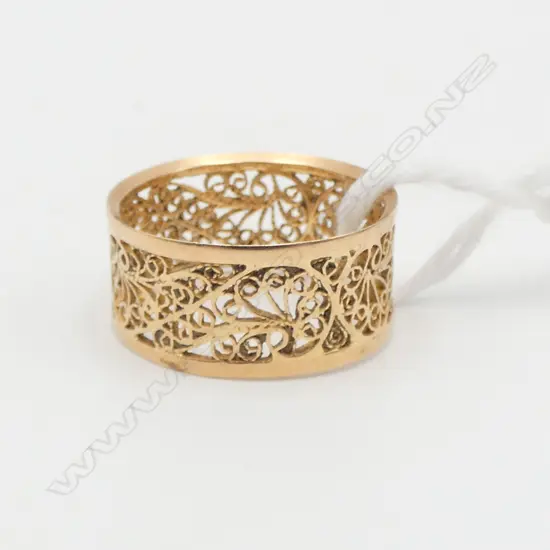 18ct GOLD FILIGREE RING 2.8 GMS SIZE L
