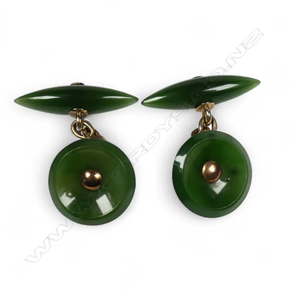 GREENSTONE & 9ct GOLD CUFFLINKS Image 1++