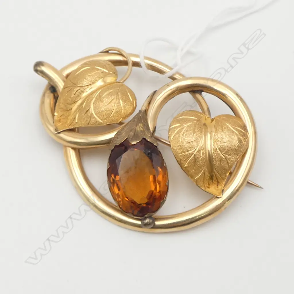 VINTAGE LARGE 9ct GOLD SCROLLING TENDRIL LEAF BROOCH w CITRINE 12.8gms  Image 1++