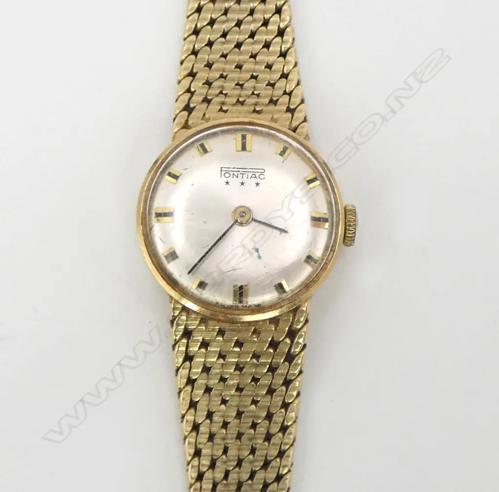 1970'S LADIES UHTRA 14ct YELLOW GOLD case & strap WRISTWATCH  Running 29.8gms Image 1++