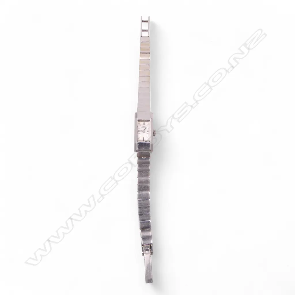 VINTAGE GIRARD PERRAGAUX  LADIES WRISTWATCH. Running Image 1++