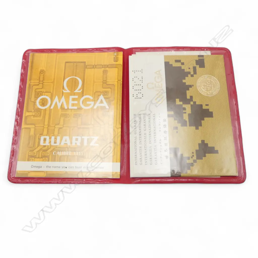 VINTAGE OMEGA QUARTZ SEAMASTER GENT'S WRIST WATCH in box with papers. Purchase certificate dated 1981. Not running Image 1++