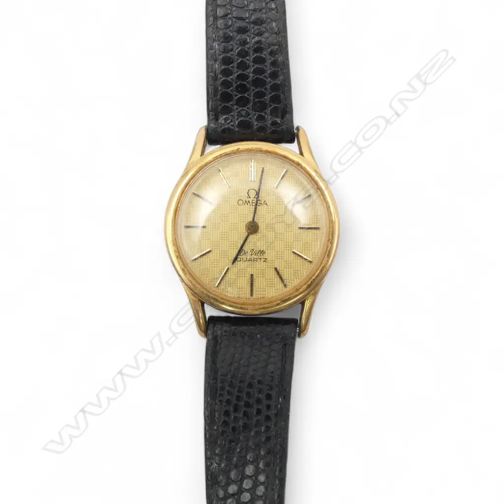 VINTAGE OMEGA quartz DE VILLE LADIES WRISTWATCH  not running  Image 1++