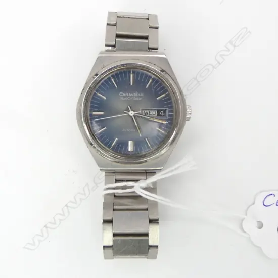 VINTAGE BULOVA 'CARAVELLE' 'set-o-matic' GENT'S WRISTWATCH in box. Running 