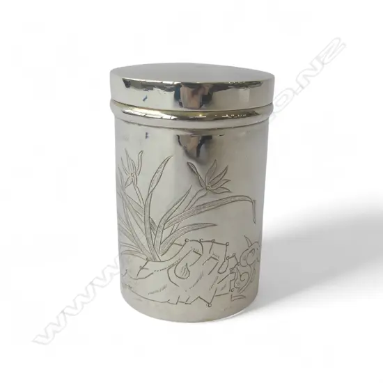 ORIENTAL STG SILVER CONTAINER 'WAI KEE' H.85mm, 106gms