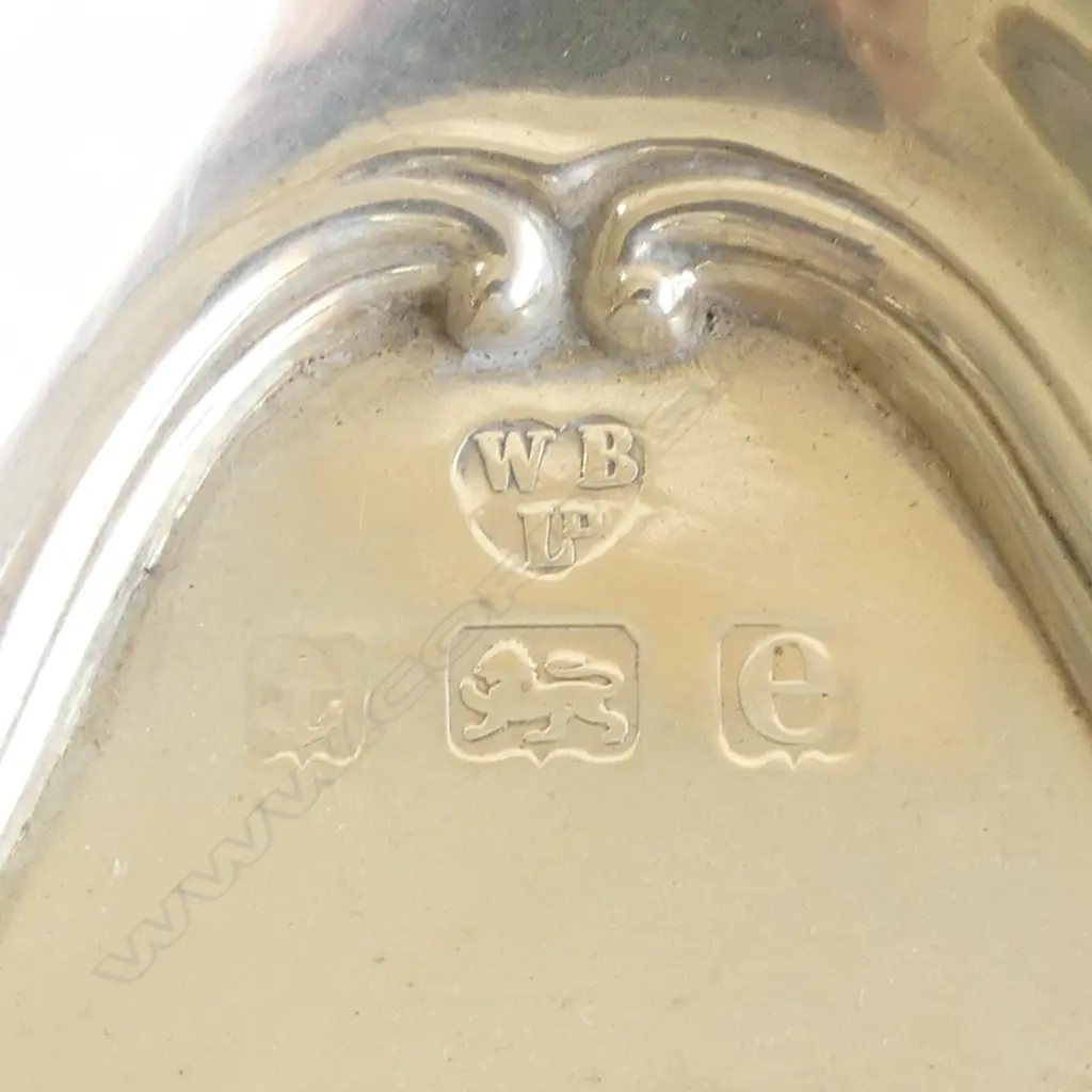 Edwardian silver ink stand. Birmingham 1904. Stand only 135gms Image 1++