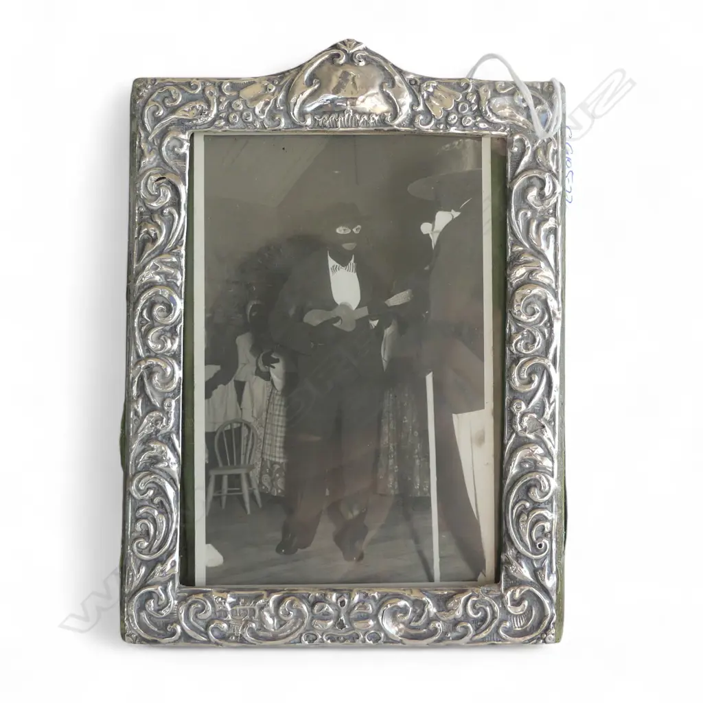 Edwardian silver photo frame. Birmingham 1903. Embossed scrolls H.180mm Image 1++