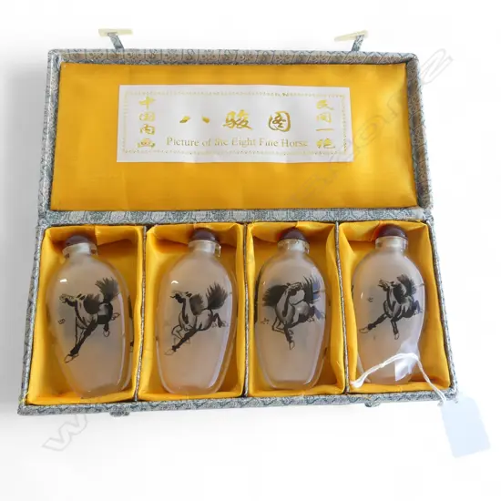 BOXED 4 CHINESE INTERIOR PAINTED GLASS SNUFF BOTTLES H100 HORSE THEME