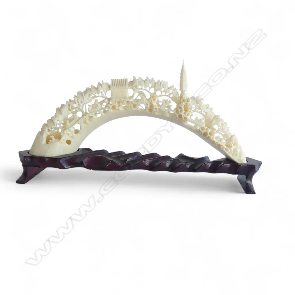 CHINESE CARVED IVORY TUSK ON STAND L250MM Image 1++