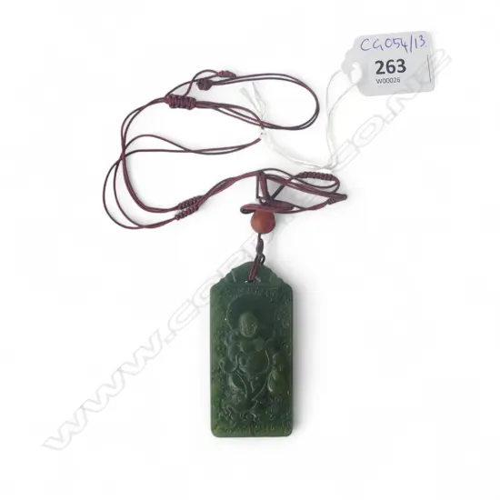 ORIENTAL GREENSTONE PENDANT NECKLACE 65x30mm