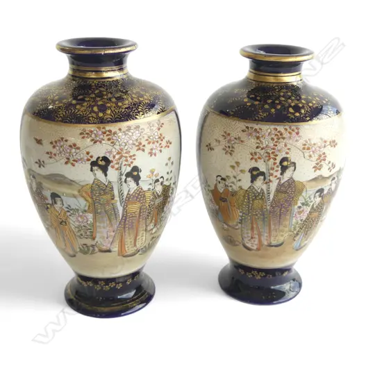 PR OF SATSUMA VASES SIGNED PEOPLE SCENES CHIP TO RIM H160MM