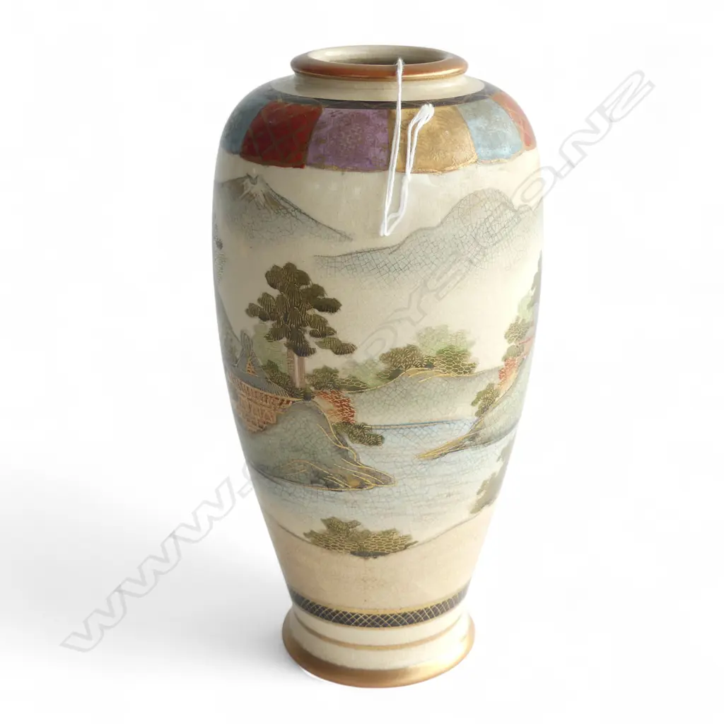 VINTAGE SATSUMA VASE FUJI SCENE H230MM Image 1++