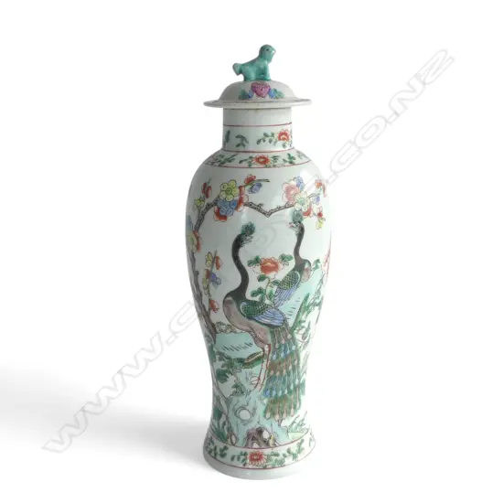ANTIQUE LIDDED CHINESE FAMILLE ROSE VASE PEACOCK DESIGN H340MM