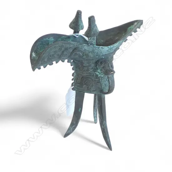 CHINESE ARCAIC STYLE BRONZE VESSEL, H.150mm