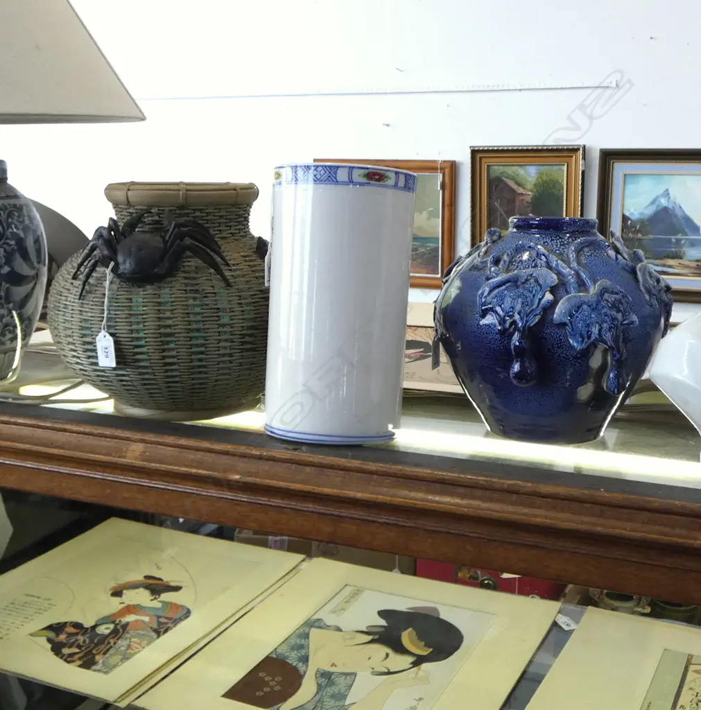 3 LG CHINESE VASES, FAULTS H.265mm Image 1++