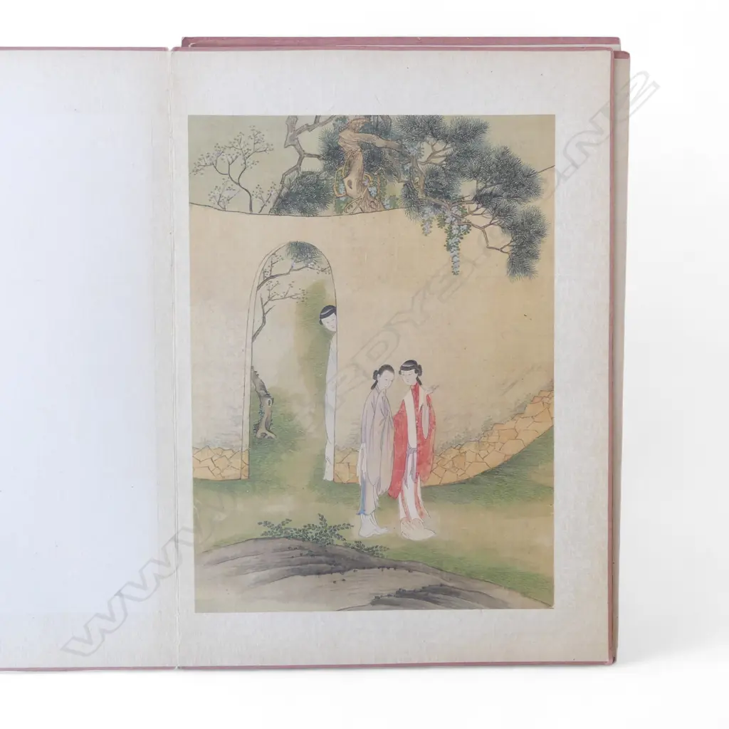 10 OLD CHINESE PAINTINGS ON SILK IN PAPER ALBUM, READING KANGXI/QING DYNASTY, DOUBLE GOURD MARK POSSIBLY BY QIU YING?... Image 1++