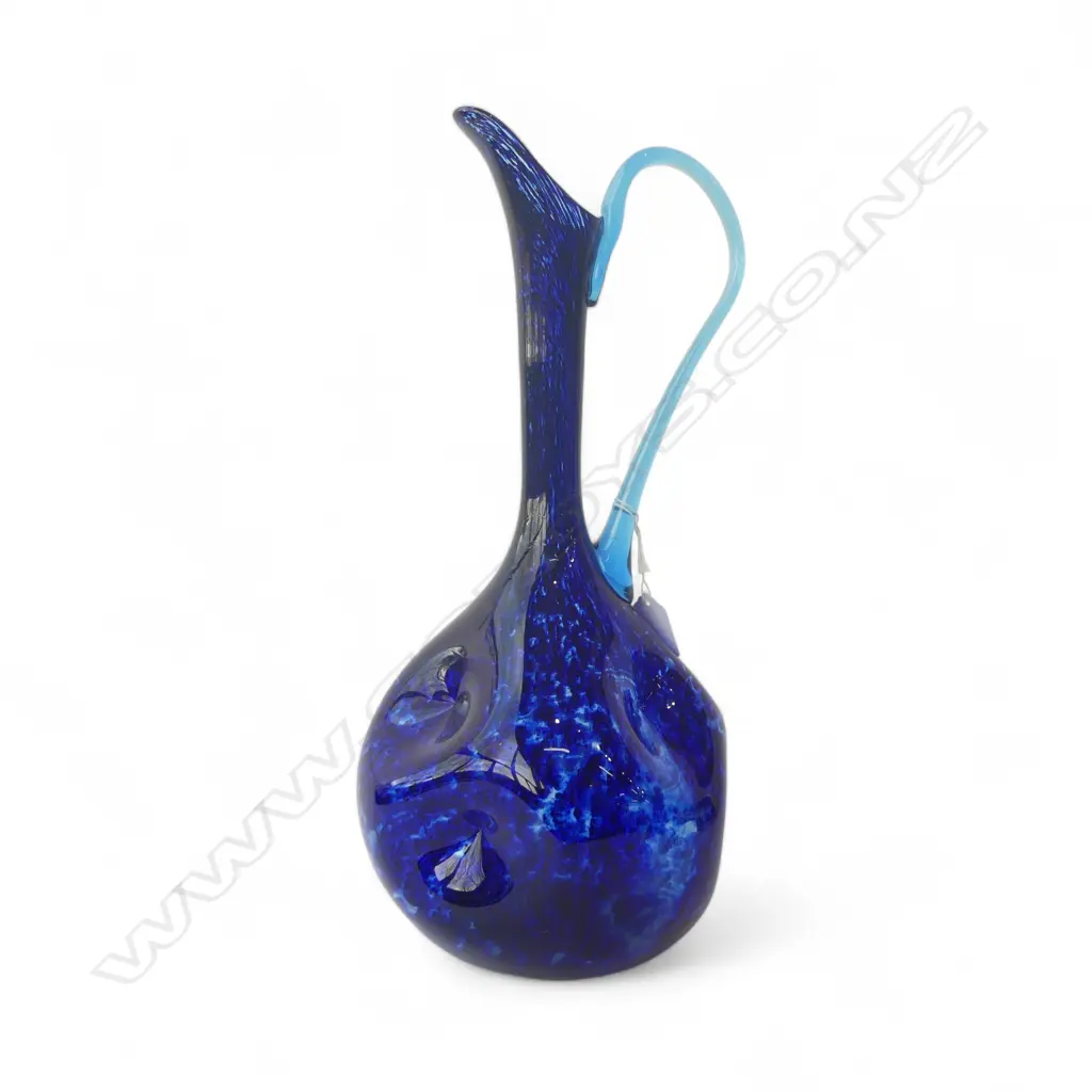 LG BLUE ART GLASS JUG H.425mm Image 1++