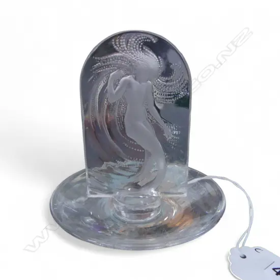 LALIQUE 'NAIADE' RING HOLDER H.110mm signed Post war. Signed Lalique