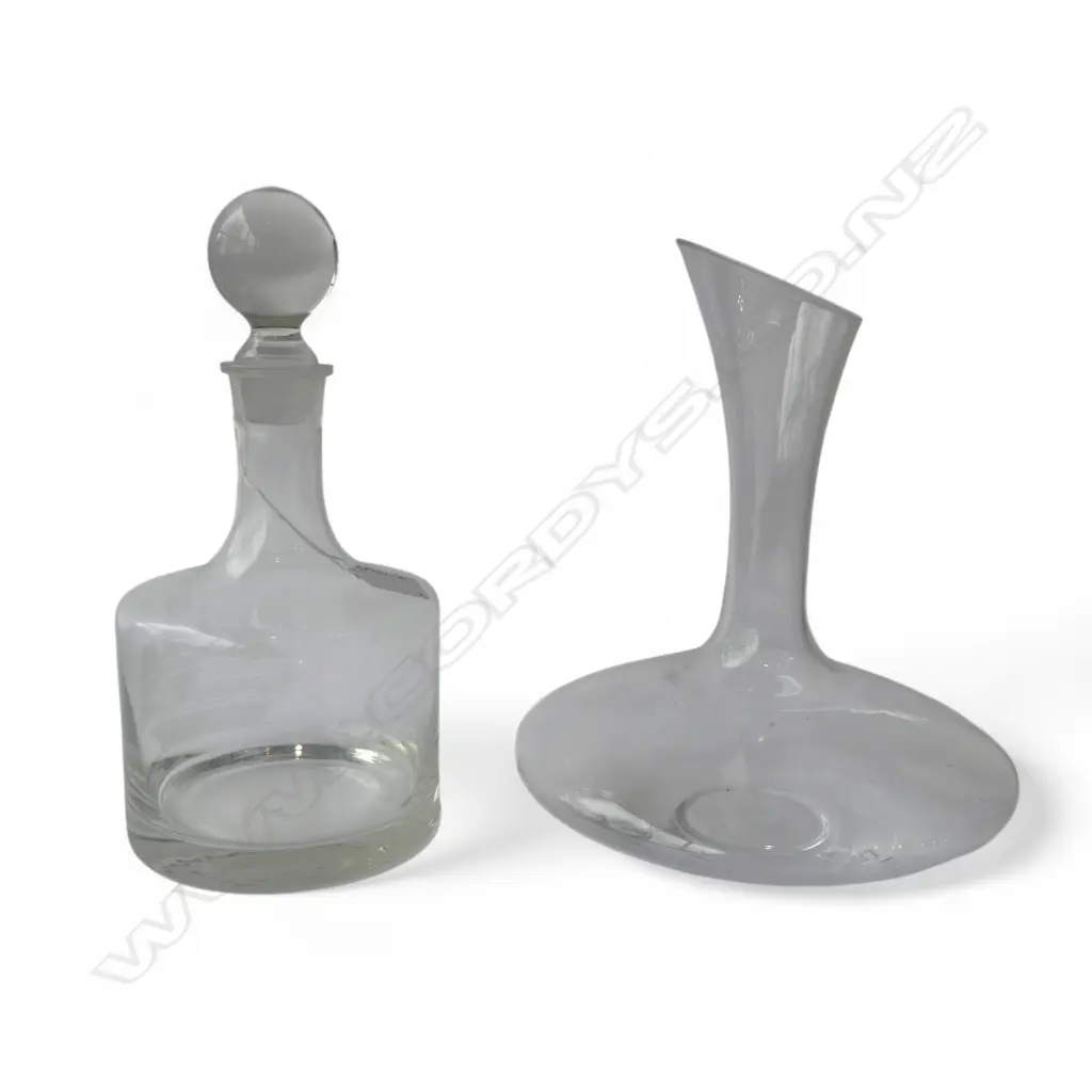 2 DECANTERS H.290mm Image 1++