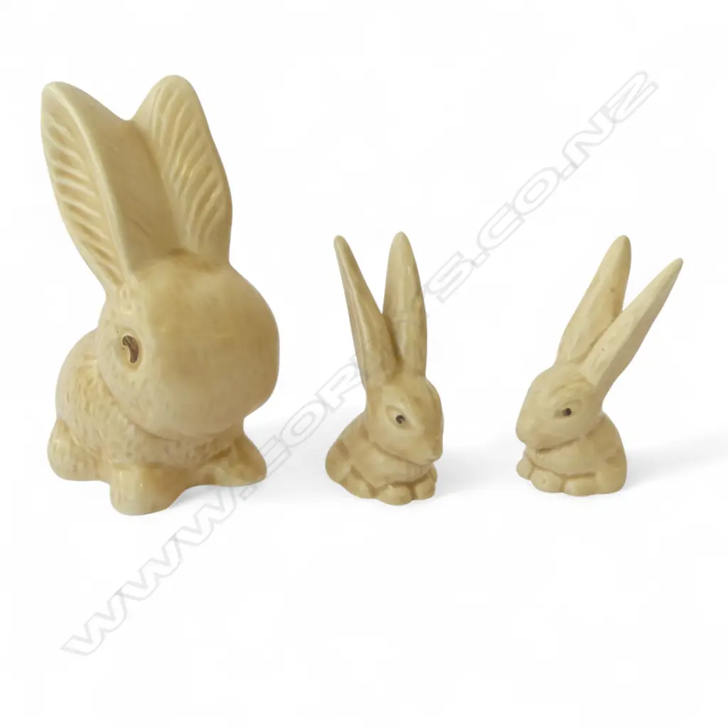 THREE BROWN SYLVAC BUNNIES, #990, TALLEST H.120mm Image 1++