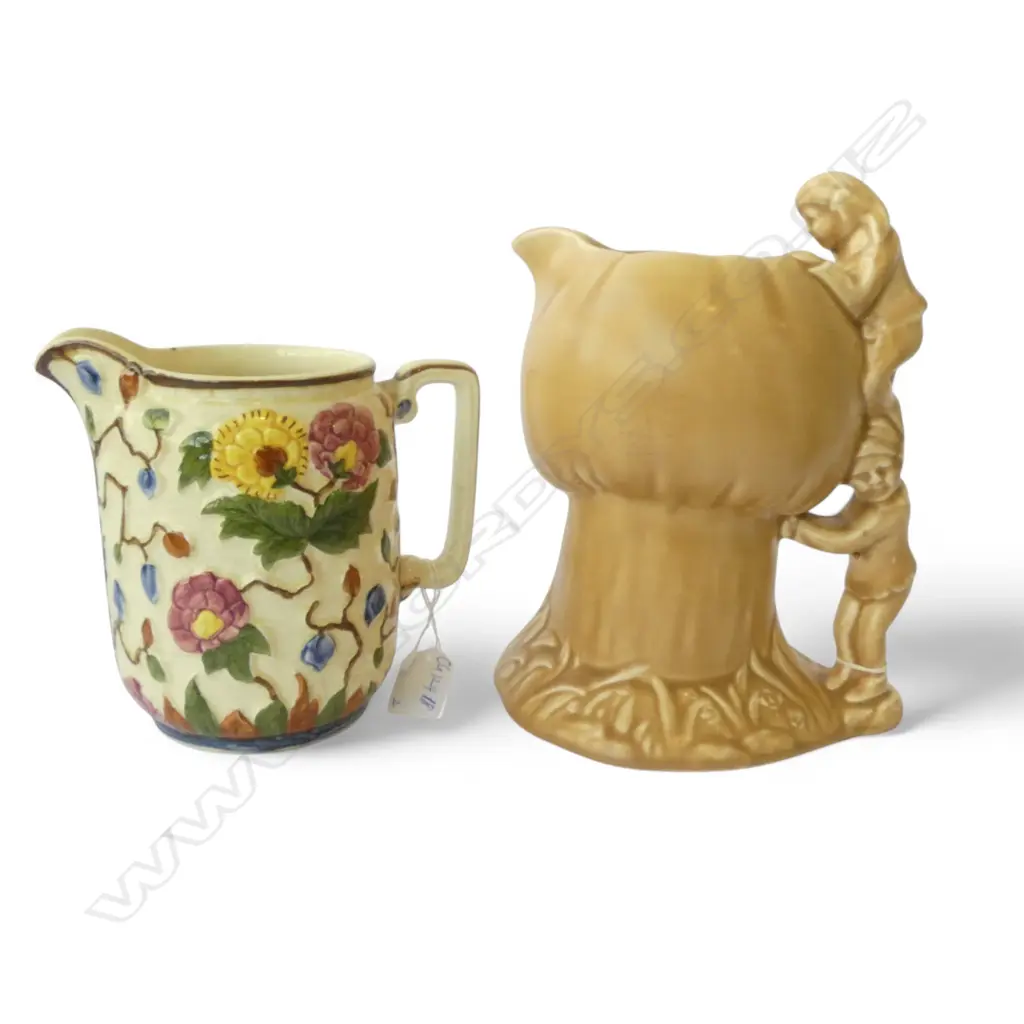 SYLVAC JUG WITH TWO FIGURES AS HANDLE (H.230mm) & H J WOOD JUG 'INDIAN TREE' (H.160mm) Image 1++