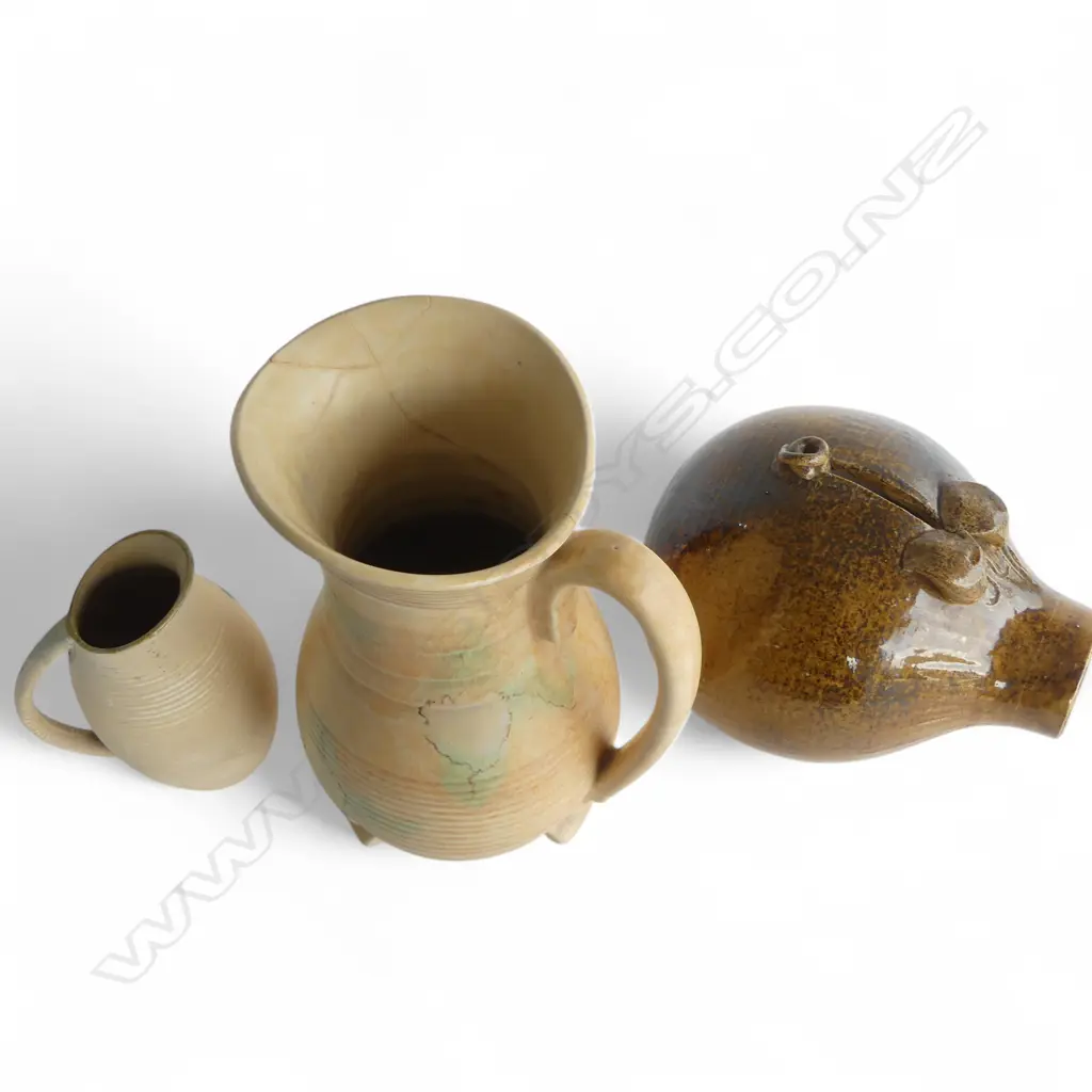 1 BESWICK JUG 488 (260mm) & SMALL ART DECO JUG AND 1 GLAZED PIG POTTERY (170MM), REPAIRS Image 1++