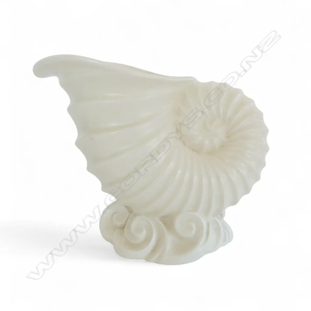 BESWICK WHITE CHINA NAUTALIS VASE H190MM Image 1++