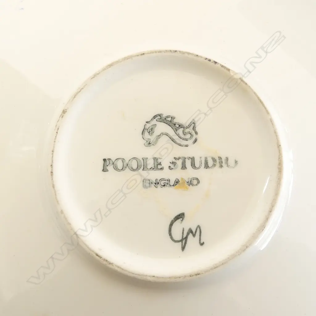 OLIVE JONES RED BOWL 235mm dia AF + POOLE DISHES 270mm dia Image 1++