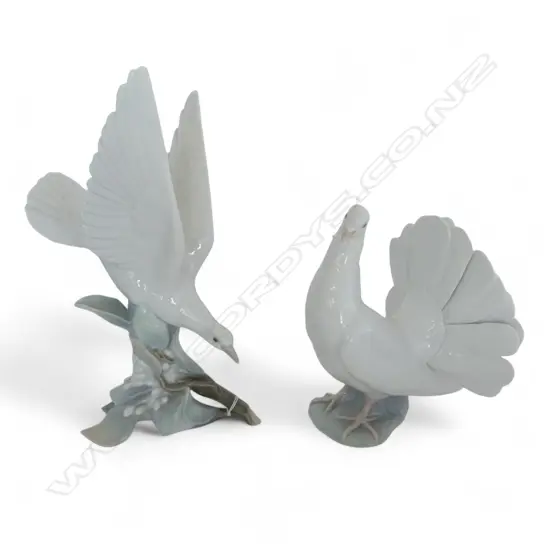2 LLADRO TURTLE DOVES, 1 20thC retired design, H.290 & 200mm