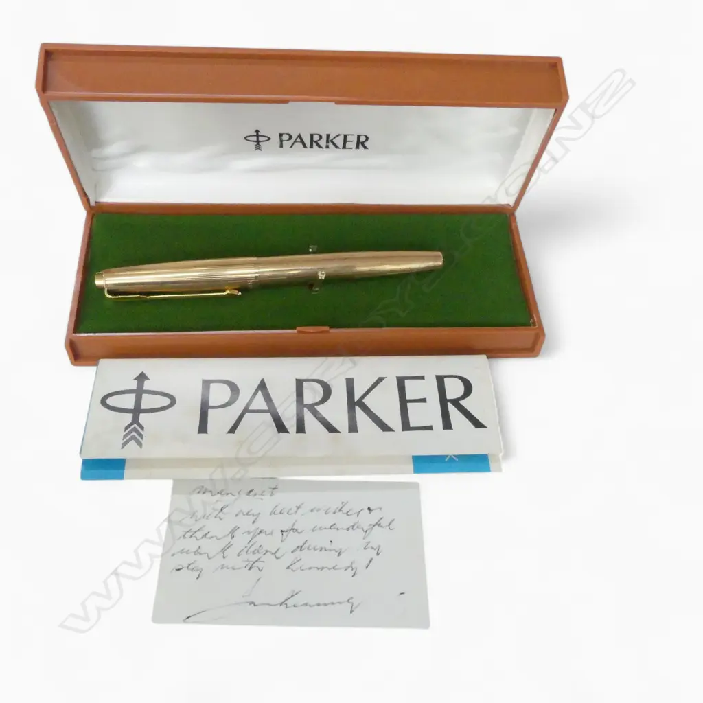 BOXED R/GOLD PARKER PEN Image 1++