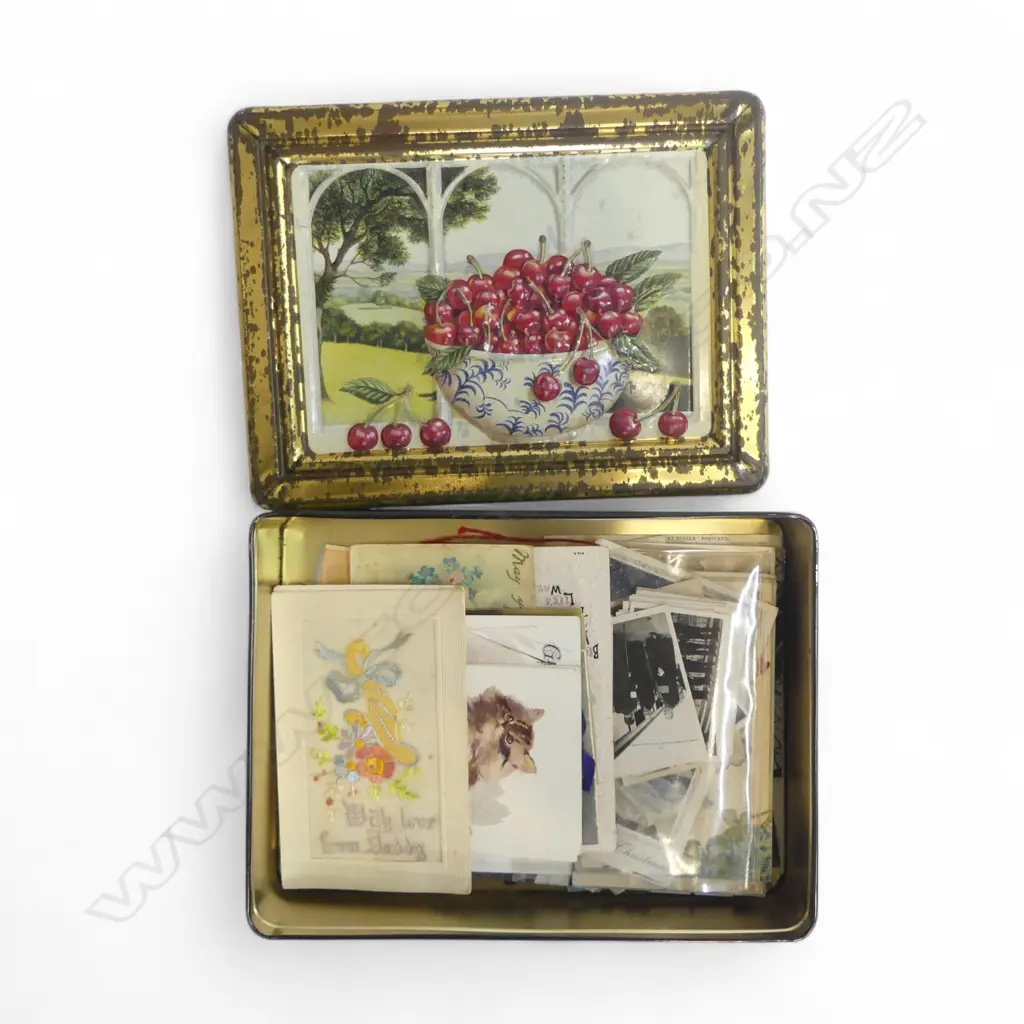 TIN OF ASST. POSTCARDS Image 1++