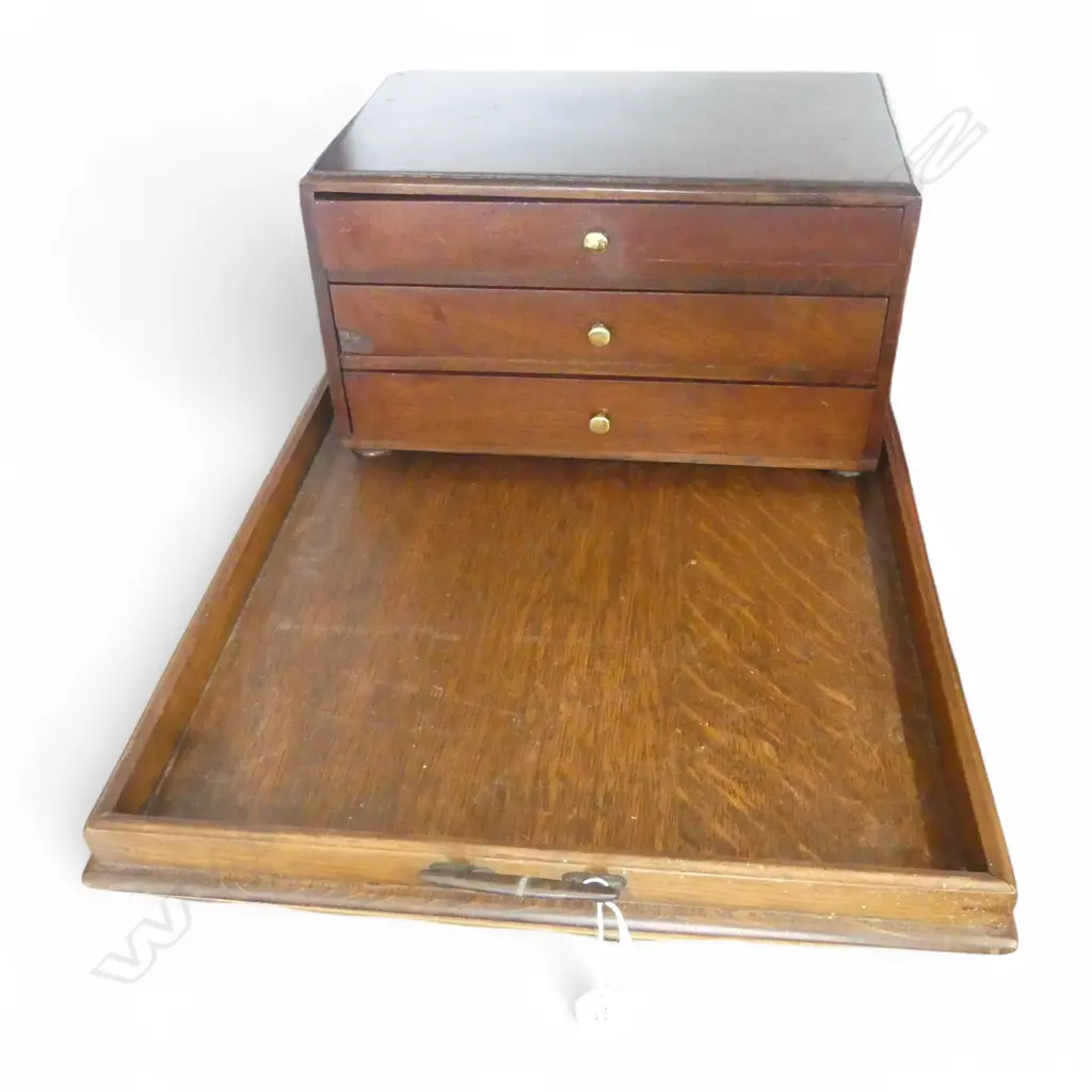 OAK TRAY W.585mm + 3 DRAWER MAHOGANY BOX W.330mm Image 1++