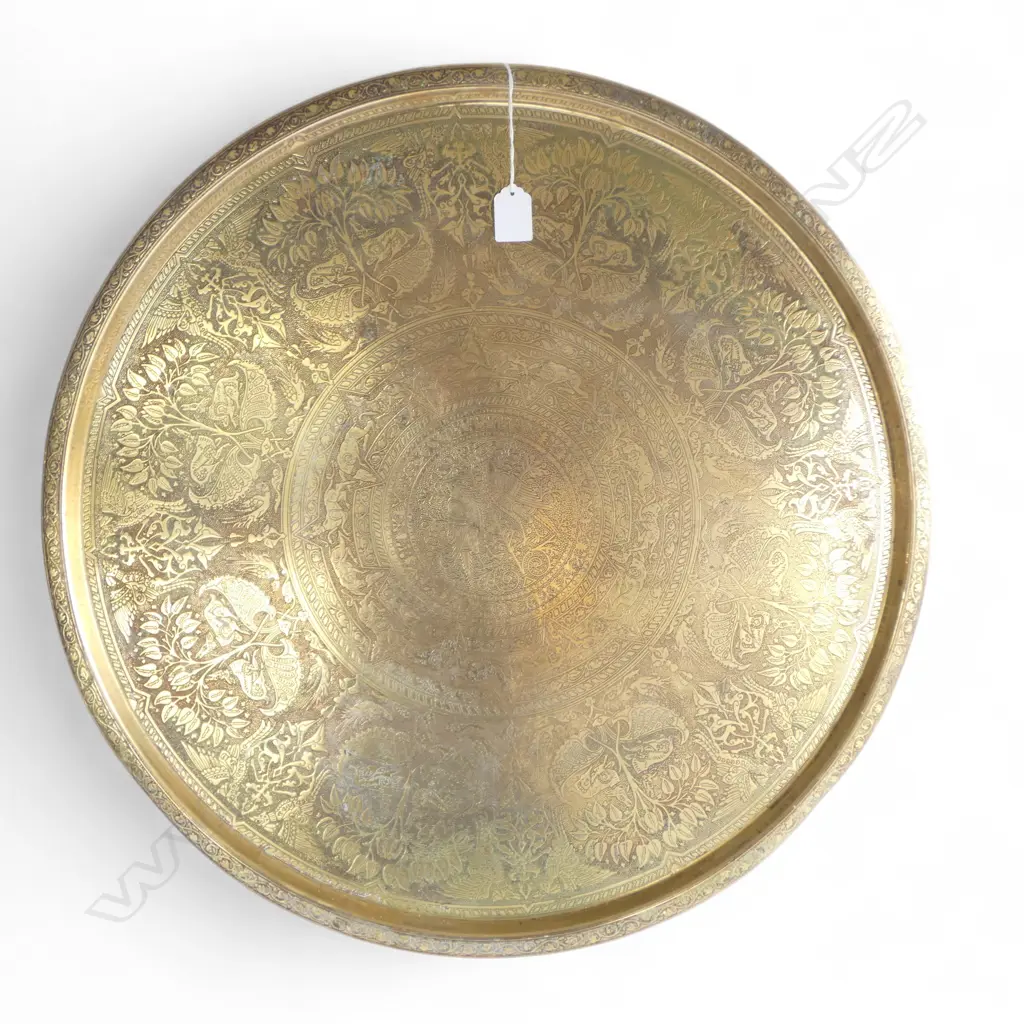 LG BRASS CHARGER TRAY 590mm dia Image 1++