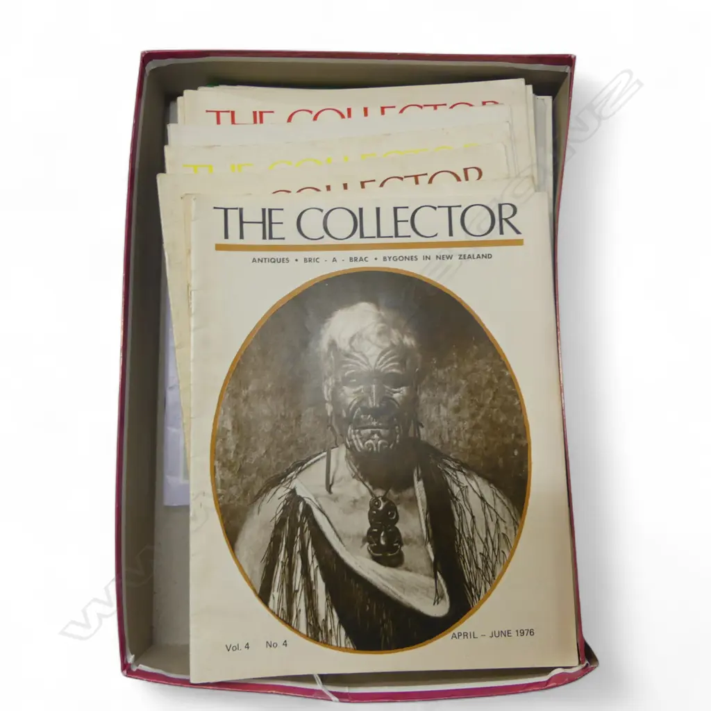 25 VOLUMES NZ ANTIQUES ‘THE COLLECTOR’ MAGAZINE 1972-1981 Image 1++