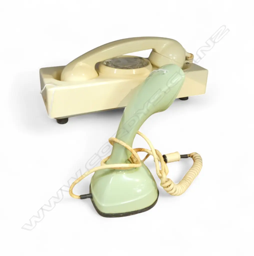 MID CENTURY MURAPHONE IN IVORY COLOUR L280MM & GREEN COLOUR HAND PHONE H200MM Image 1++