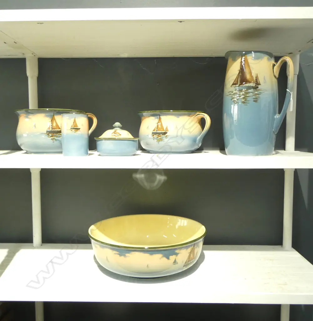 6 PCE ROYAL DOULTON CHAMBER SET; JUG, BASIN, 2 POTTIES, SOAP DISH & TOOTHBRUSH VASE (FAULTS) Image 1++