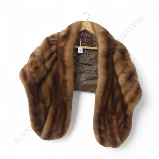 MINK STOLE