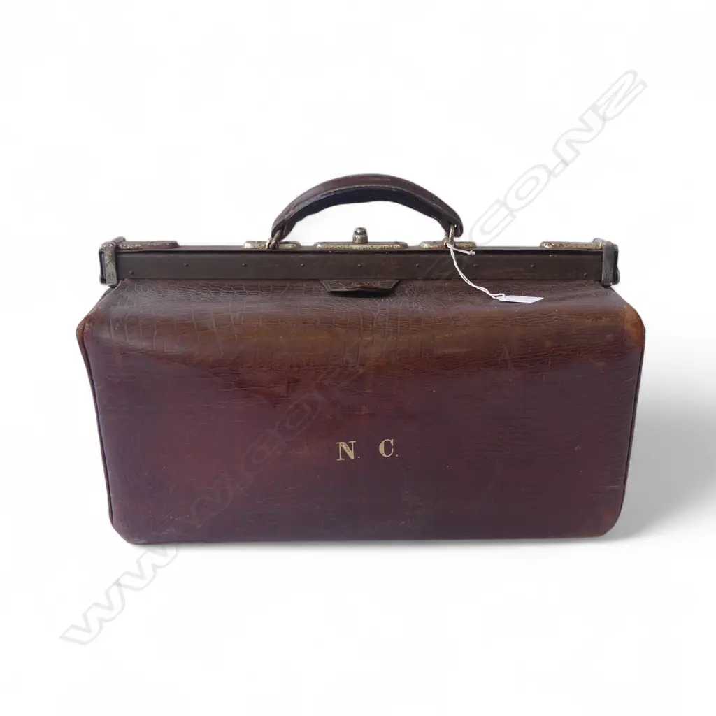 VINTAGE LEATHER DOCTORS BAG W.470mm Image 1++