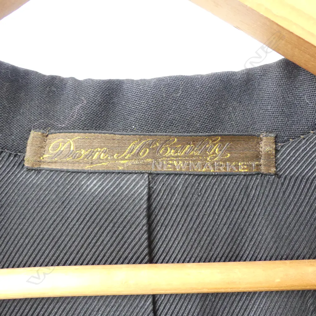 LARGE SIZE MENS VINTAGE TUXEDO JACKET BY MCARTHY NEWMARKET Image 1++