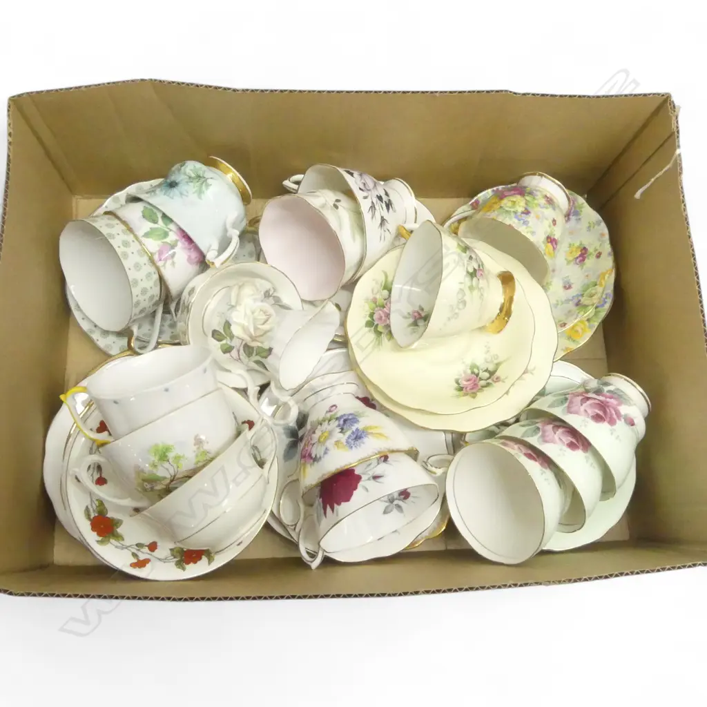LRG COLLECTION ENG CHINA TRIOS, MOSTLY ROYAL ALBERT PATTERNS Image 1++