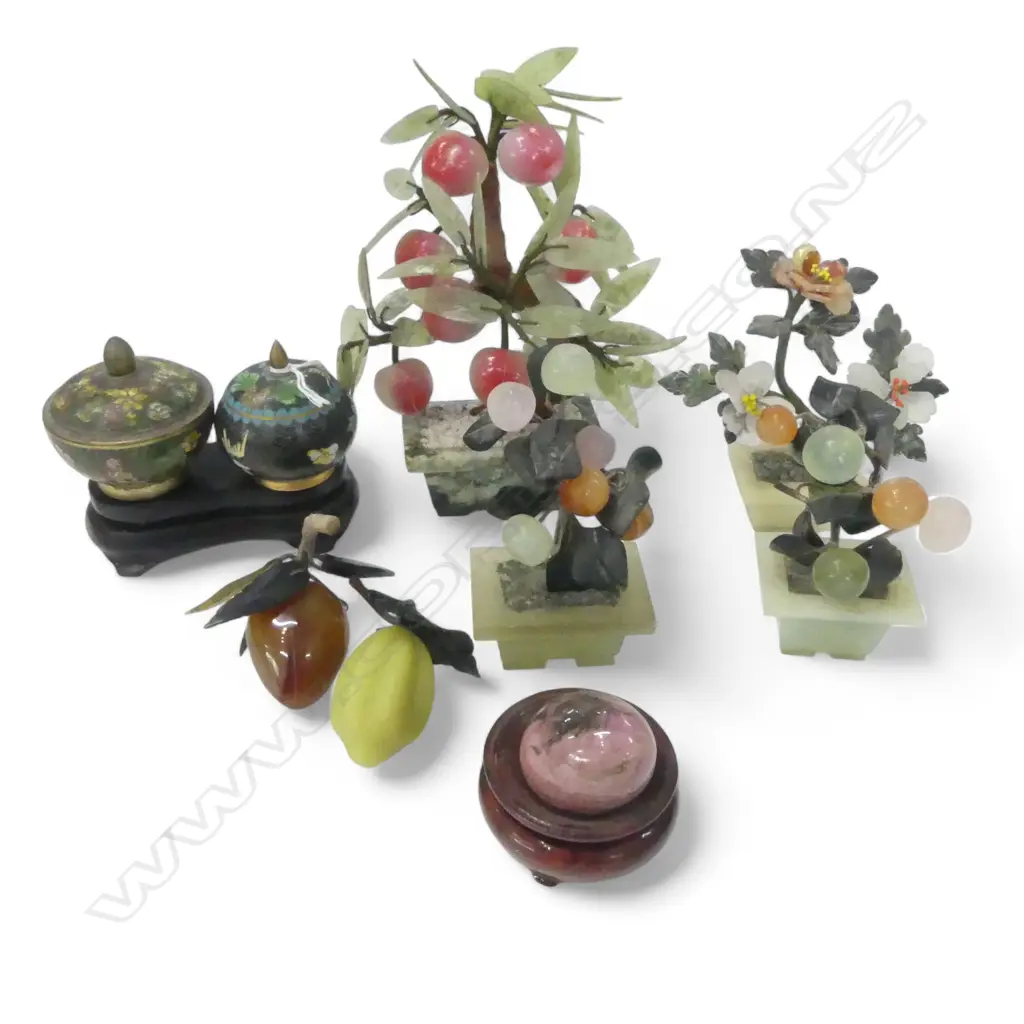 9 ORIENTAL PCES (INCL. 4 GEM TREES H.170mm) + 2 STANDS Image 1++