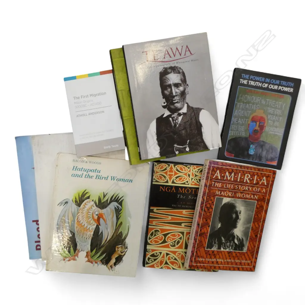 ASST. BOOKS, MAORI INTEREST Image 1++