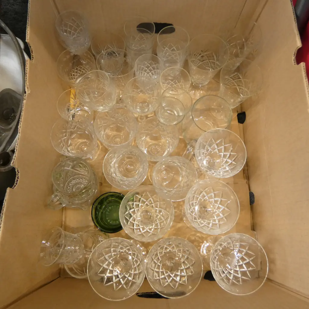 ASST. CRYSTAL/GLASS Image 1++